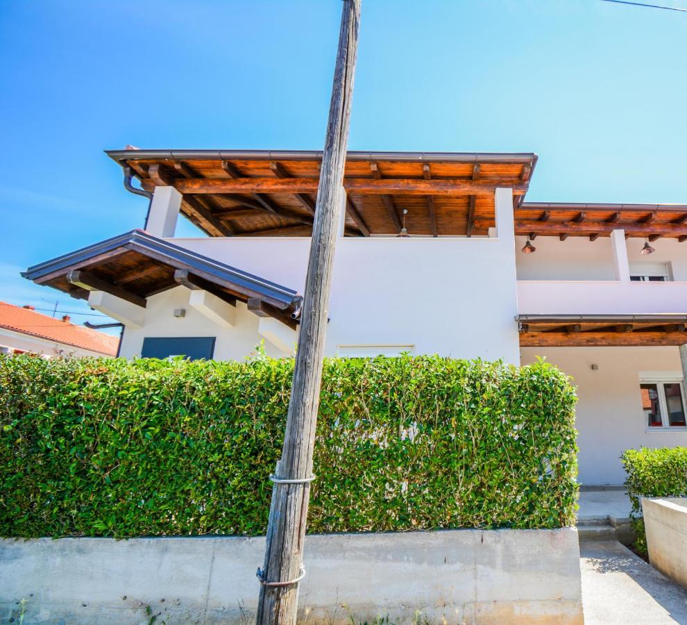 Apartment Piccolo For 2 Zadar Exterior photo